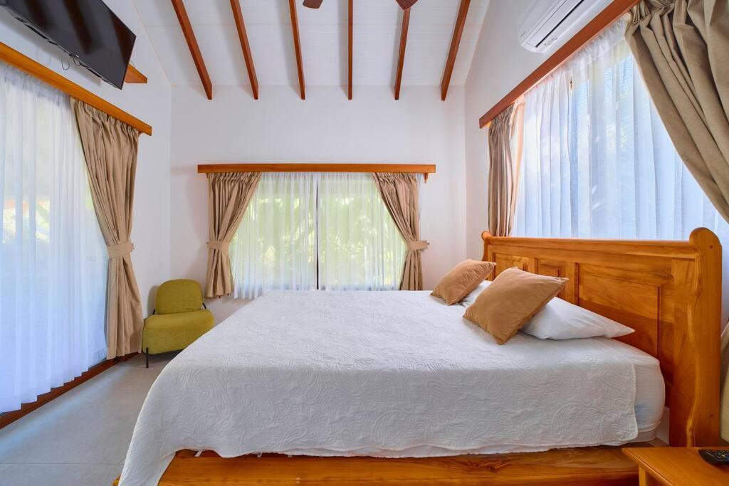 Casa Kristel - Exquisite Villa Getaway Puerto Viejo de Talamanca Luaran gambar
