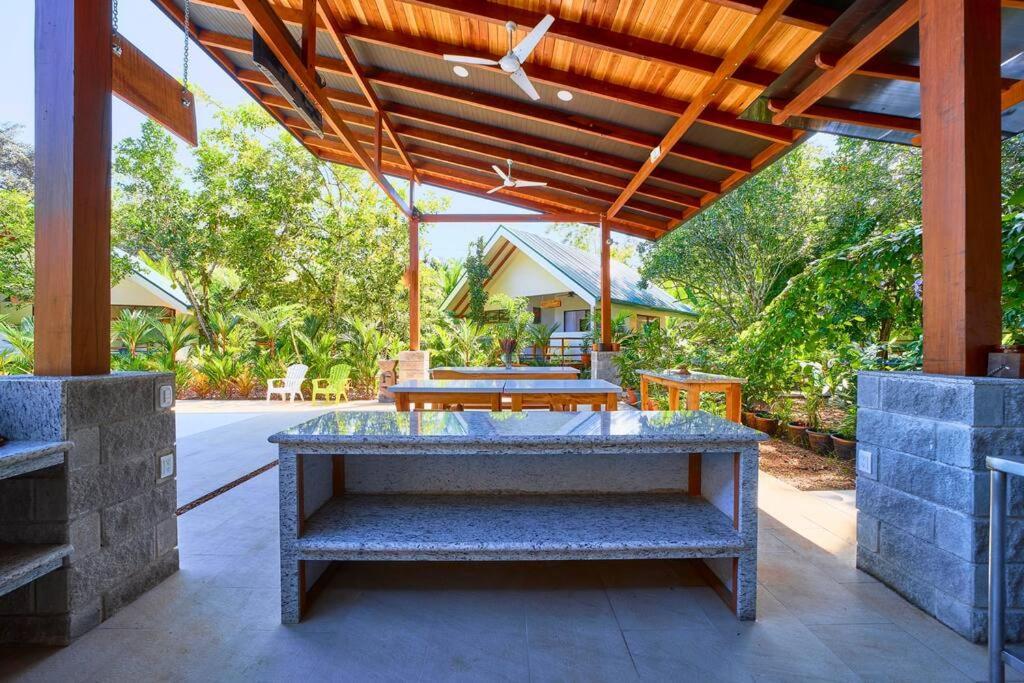 Casa Kristel - Exquisite Villa Getaway Puerto Viejo de Talamanca Luaran gambar